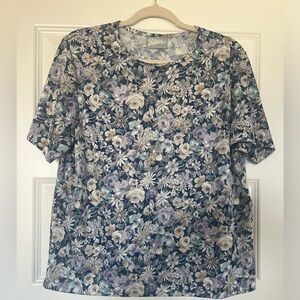 Vintage BLAIR floral top. No size or care label. Fits like medium.